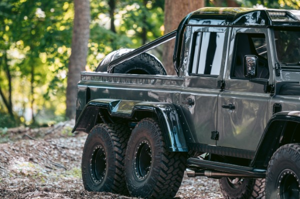 Used 1983 Land Rover Defender 110 Double Cab 6x6 Edition for sale $399,900 at Pagani of Greenwich in Greenwich CT 06830 27