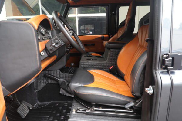 Used 1983 Land Rover Defender 110 Double Cab 6x6 Edition for sale $399,900 at Pagani of Greenwich in Greenwich CT 06830 8