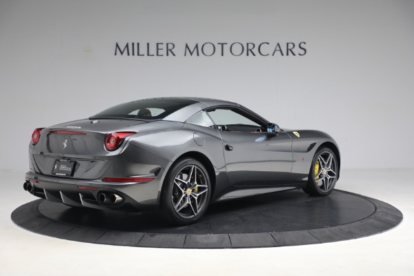Used 2017 Ferrari California T for sale $151,900 at Pagani of Greenwich in Greenwich CT 06830 13