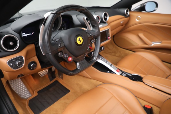 Used 2017 Ferrari California T for sale $151,900 at Pagani of Greenwich in Greenwich CT 06830 15