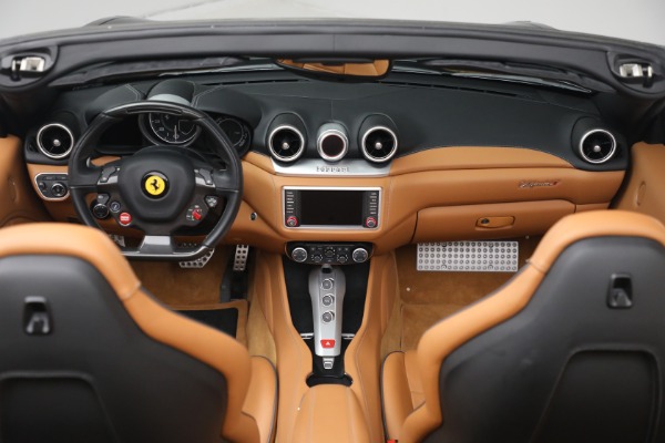 Used 2017 Ferrari California T for sale $151,900 at Pagani of Greenwich in Greenwich CT 06830 19
