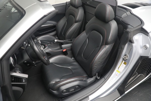 Used 2015 Audi R8 4.2 quattro Spyder for sale $149,900 at Pagani of Greenwich in Greenwich CT 06830 19
