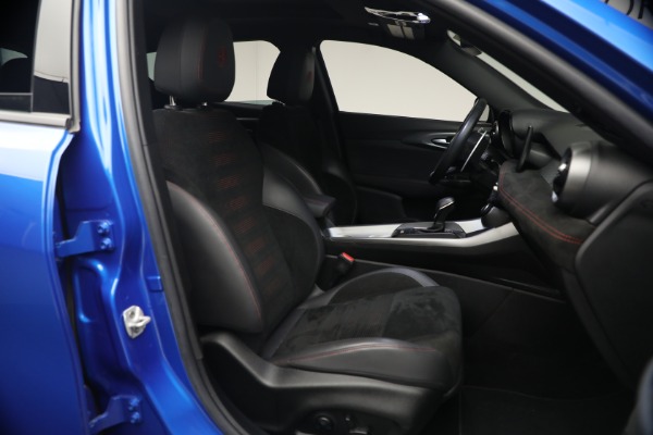 Used 2024 Alfa Romeo Tonale Veloce for sale $26,900 at Pagani of Greenwich in Greenwich CT 06830 17