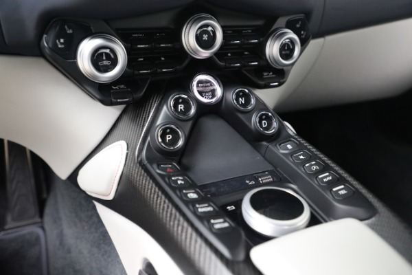 New 2023 Aston Martin Vantage V8 for sale $195,586 at Pagani of Greenwich in Greenwich CT 06830 17