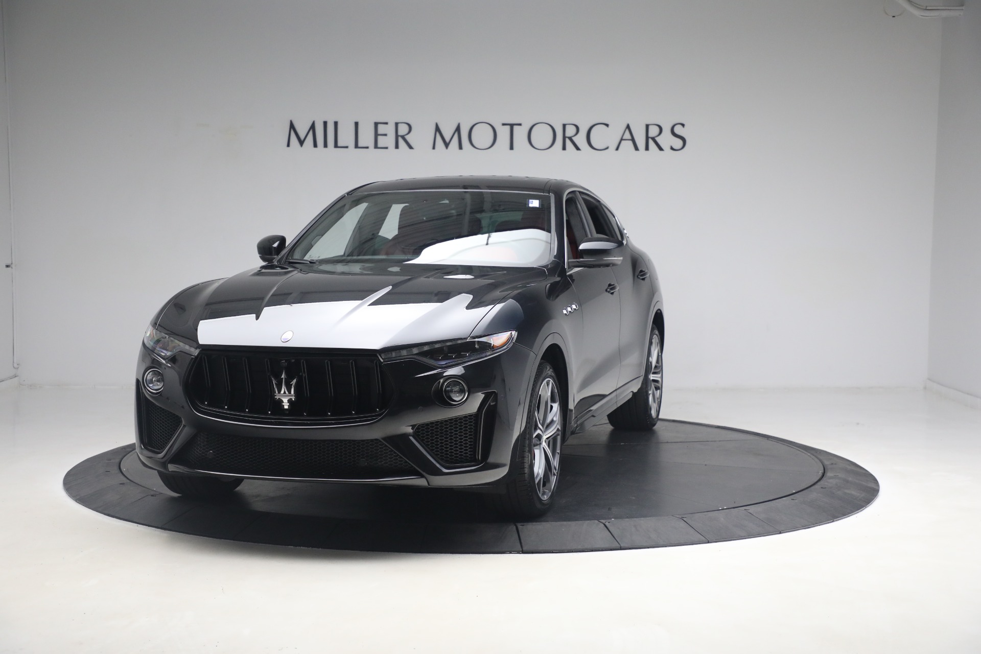 Used 2019 Maserati Levante Trofeo for sale $81,900 at Pagani of Greenwich in Greenwich CT 06830 1