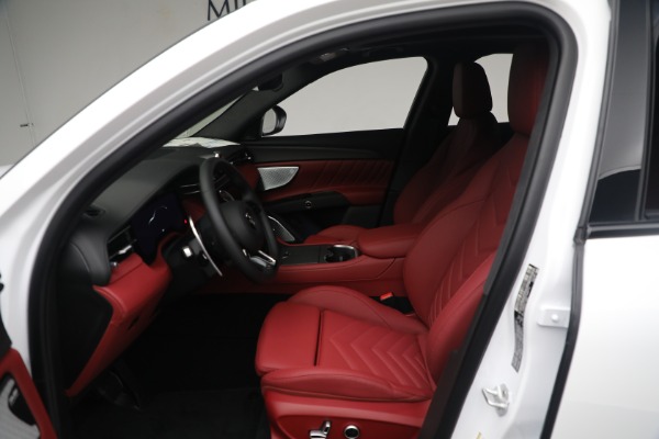 New 2023 Maserati Grecale Trofeo for sale $110,095 at Pagani of Greenwich in Greenwich CT 06830 14