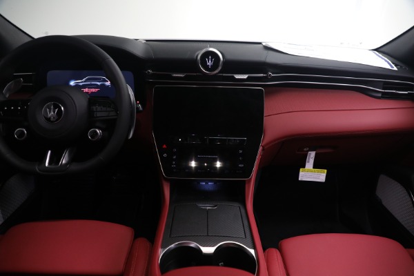 New 2023 Maserati Grecale Trofeo for sale $110,095 at Pagani of Greenwich in Greenwich CT 06830 23