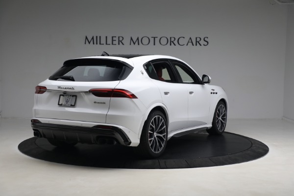 Used 2023 Maserati Grecale Trofeo for sale Sold at Pagani of Greenwich in Greenwich CT 06830 4
