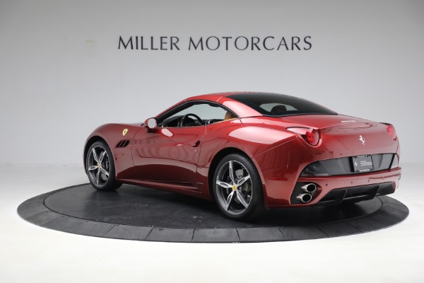Used 2014 Ferrari California for sale $136,900 at Pagani of Greenwich in Greenwich CT 06830 15