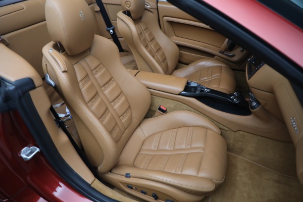 Used 2014 Ferrari California for sale $136,900 at Pagani of Greenwich in Greenwich CT 06830 25