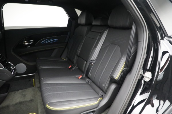 New 2023 Bentley Bentayga EWB V8 for sale $270,600 at Pagani of Greenwich in Greenwich CT 06830 23