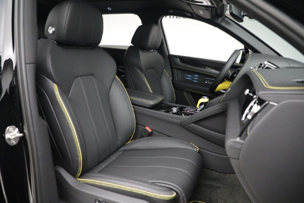 New 2023 Bentley Bentayga EWB V8 for sale $270,600 at Pagani of Greenwich in Greenwich CT 06830 27