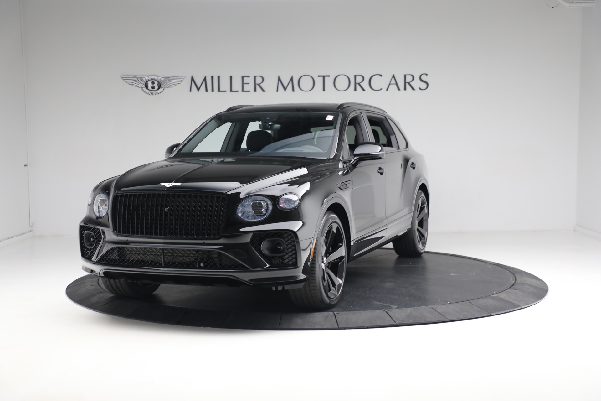 New 2023 Bentley Bentayga EWB V8 for sale $270,600 at Pagani of Greenwich in Greenwich CT 06830 1