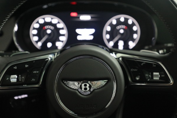 New 2023 Bentley Bentayga Azure V8 for sale $275,715 at Pagani of Greenwich in Greenwich CT 06830 22