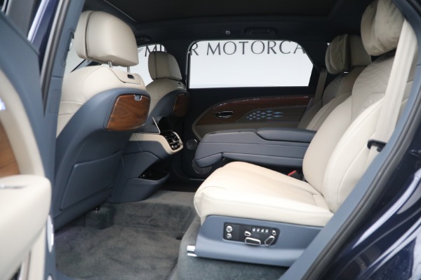 Used 2023 Bentley Bentayga EWB Azure V8 for sale $267,900 at Pagani of Greenwich in Greenwich CT 06830 17