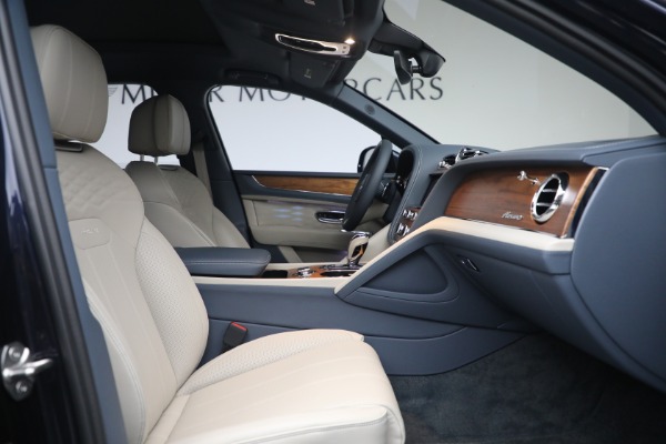 Used 2023 Bentley Bentayga EWB Azure V8 for sale $267,900 at Pagani of Greenwich in Greenwich CT 06830 22