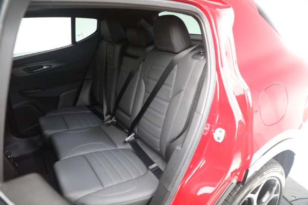 New 2024 Alfa Romeo Tonale Ti for sale $51,290 at Pagani of Greenwich in Greenwich CT 06830 26
