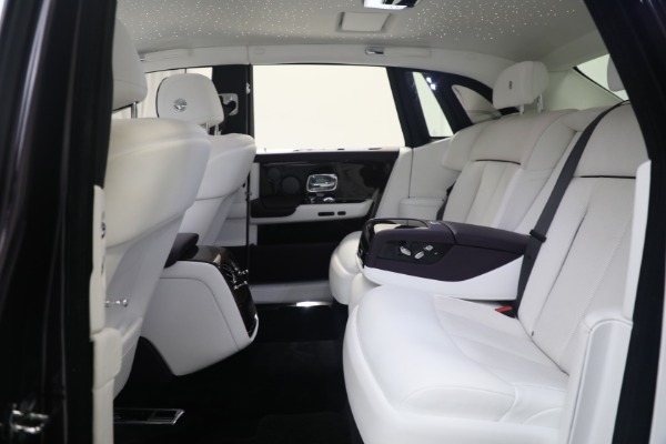 Used 2018 Rolls-Royce Phantom for sale $339,895 at Pagani of Greenwich in Greenwich CT 06830 11