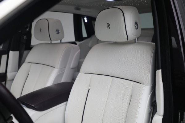 Used 2018 Rolls-Royce Phantom for sale $339,895 at Pagani of Greenwich in Greenwich CT 06830 8