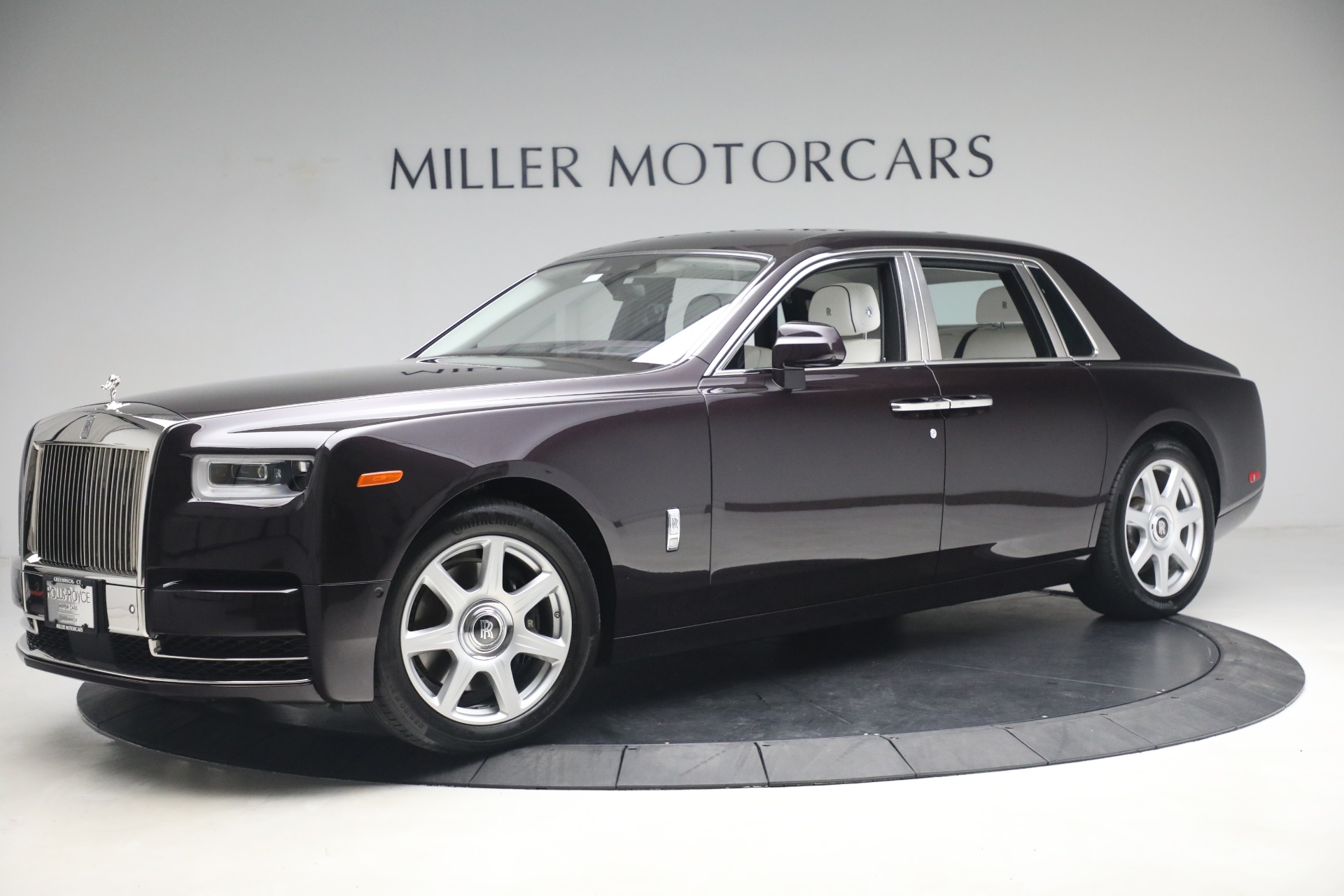 Used 2018 Rolls-Royce Phantom for sale $339,895 at Pagani of Greenwich in Greenwich CT 06830 1