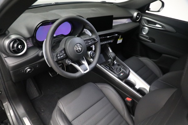 New 2024 Alfa Romeo Tonale Veloce for sale $57,300 at Pagani of Greenwich in Greenwich CT 06830 18