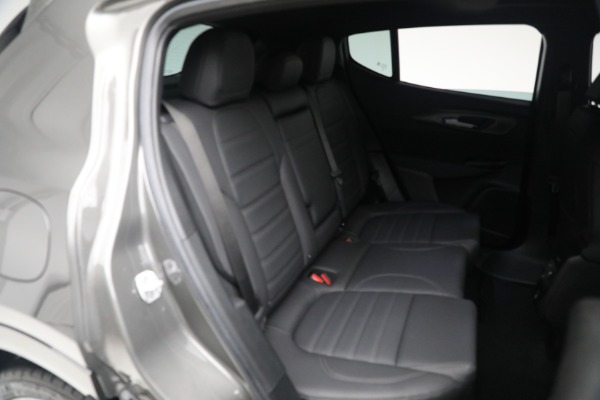 Used 2024 Alfa Romeo Tonale Hybrid Veloce for sale $26,900 at Pagani of Greenwich in Greenwich CT 06830 26