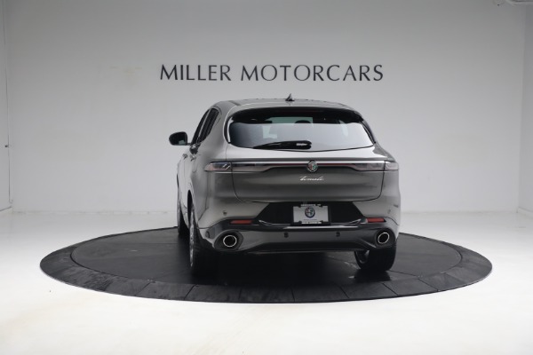 Used 2024 Alfa Romeo Tonale Hybrid Veloce for sale $26,900 at Pagani of Greenwich in Greenwich CT 06830 9