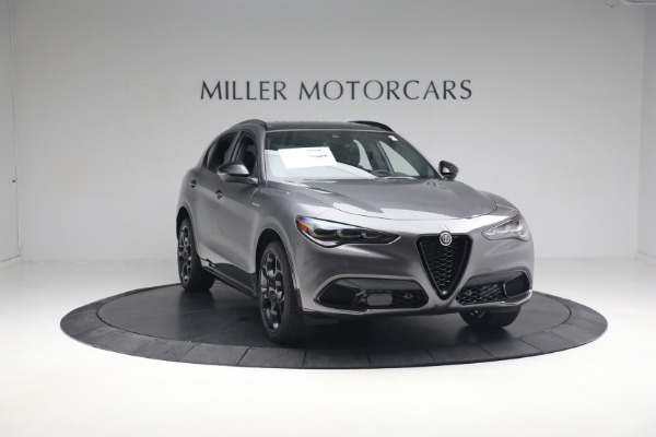 New 2024 Alfa Romeo Stelvio Veloce for sale $58,455 at Pagani of Greenwich in Greenwich CT 06830 15