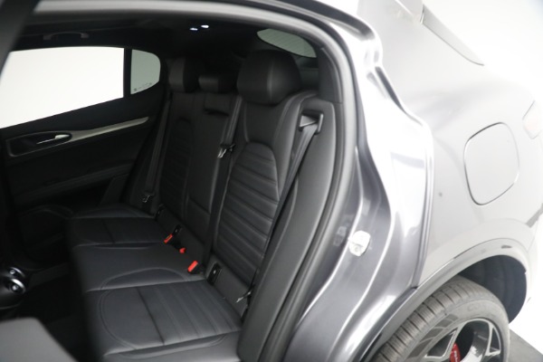 New 2024 Alfa Romeo Stelvio Veloce for sale $58,455 at Pagani of Greenwich in Greenwich CT 06830 21