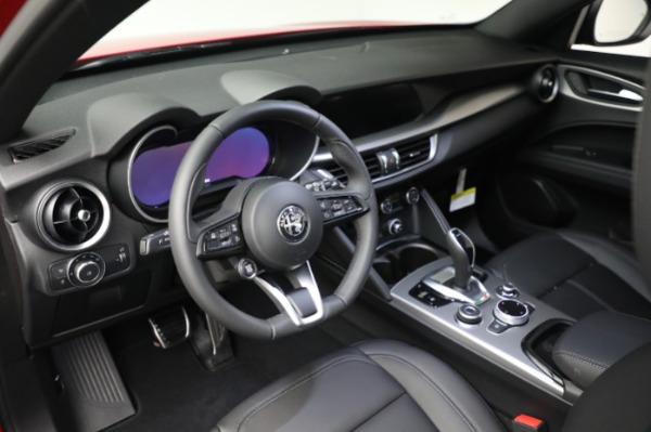 New 2024 Alfa Romeo Stelvio Ti for sale $54,320 at Pagani of Greenwich in Greenwich CT 06830 26