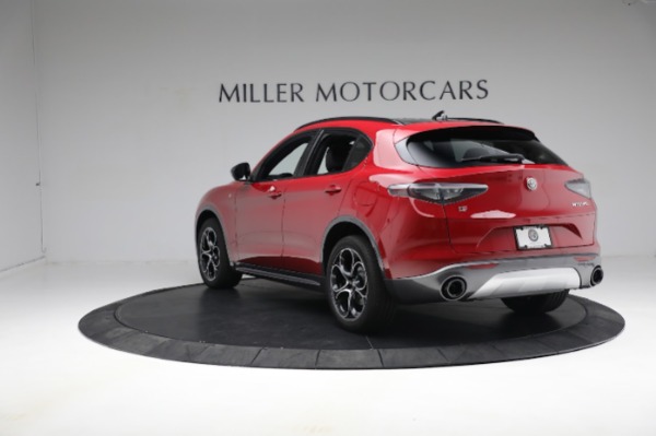 New 2024 Alfa Romeo Stelvio Ti for sale $54,320 at Pagani of Greenwich in Greenwich CT 06830 7