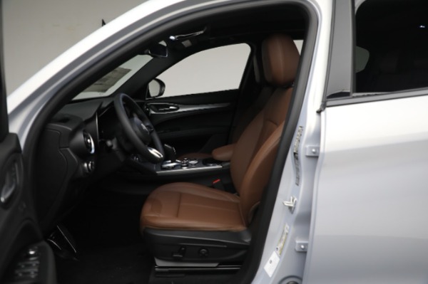 New 2024 Alfa Romeo Stelvio Ti for sale $55,230 at Pagani of Greenwich in Greenwich CT 06830 17