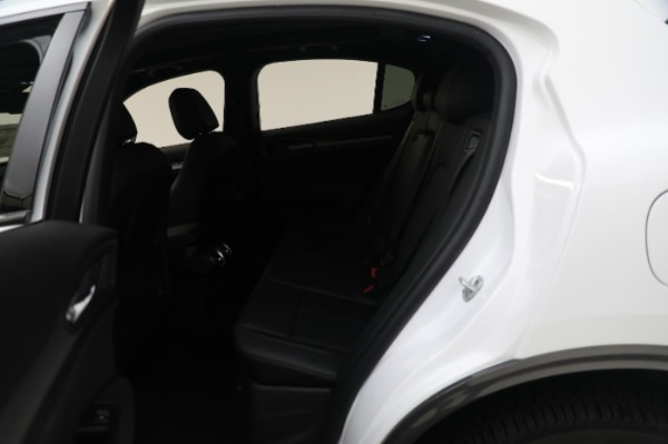 New 2024 Alfa Romeo Stelvio Ti for sale $53,820 at Pagani of Greenwich in Greenwich CT 06830 24