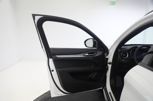 New 2024 Alfa Romeo Stelvio Ti for sale $53,820 at Pagani of Greenwich in Greenwich CT 06830 28