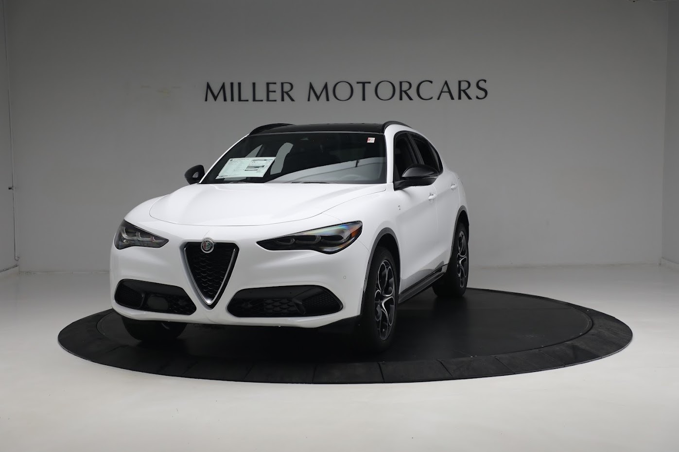 New 2024 Alfa Romeo Stelvio Ti for sale $53,820 at Pagani of Greenwich in Greenwich CT 06830 1