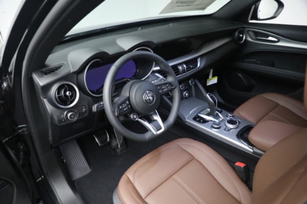 New 2024 Alfa Romeo Stelvio Ti for sale $55,230 at Pagani of Greenwich in Greenwich CT 06830 23