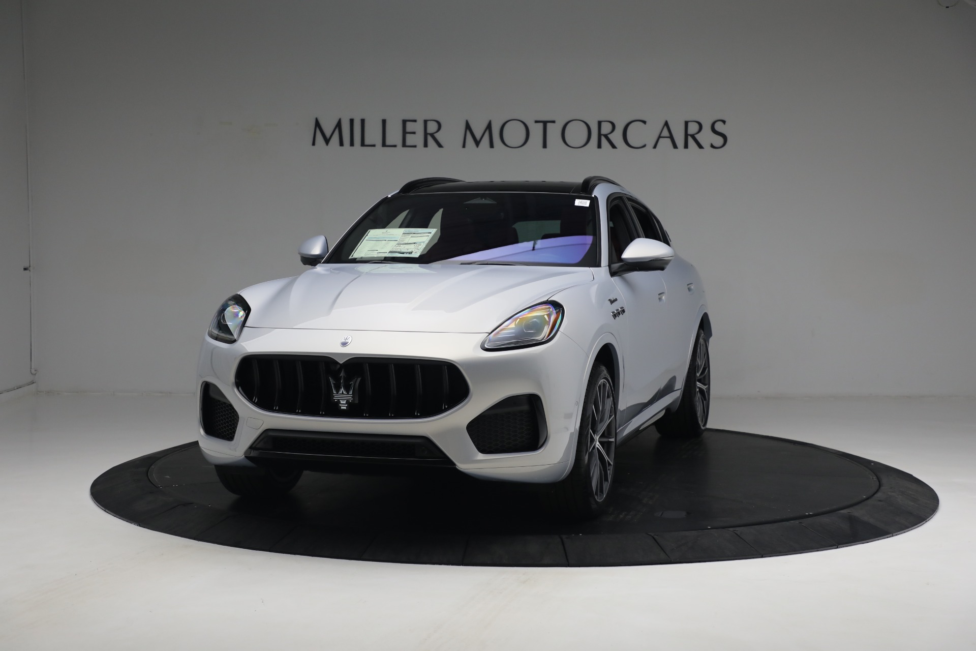 New 2023 Maserati Grecale Modena for sale $91,601 at Pagani of Greenwich in Greenwich CT 06830 1
