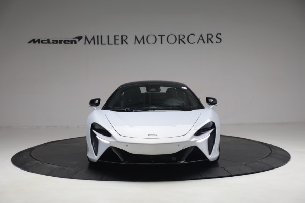 New 2023 McLaren Artura TechLux for sale $279,835 at Pagani of Greenwich in Greenwich CT 06830 12