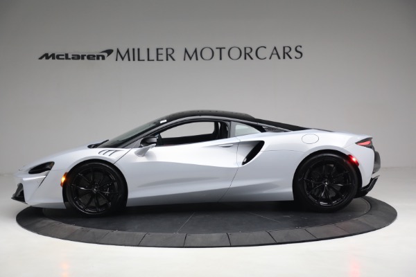 New 2023 McLaren Artura TechLux for sale $279,835 at Pagani of Greenwich in Greenwich CT 06830 3