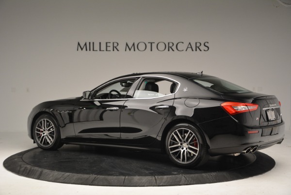 Used 2016 Maserati Ghibli S Q4  EX-LOANER for sale Sold at Pagani of Greenwich in Greenwich CT 06830 4