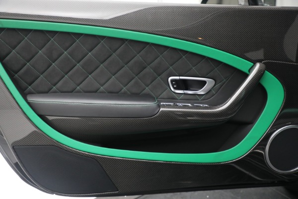 Used 2015 Bentley Continental GT3-R for sale Sold at Pagani of Greenwich in Greenwich CT 06830 19