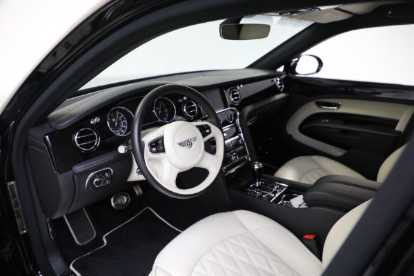 Used 2017 Bentley Mulsanne Extended Wheelbase for sale $259,900 at Pagani of Greenwich in Greenwich CT 06830 17
