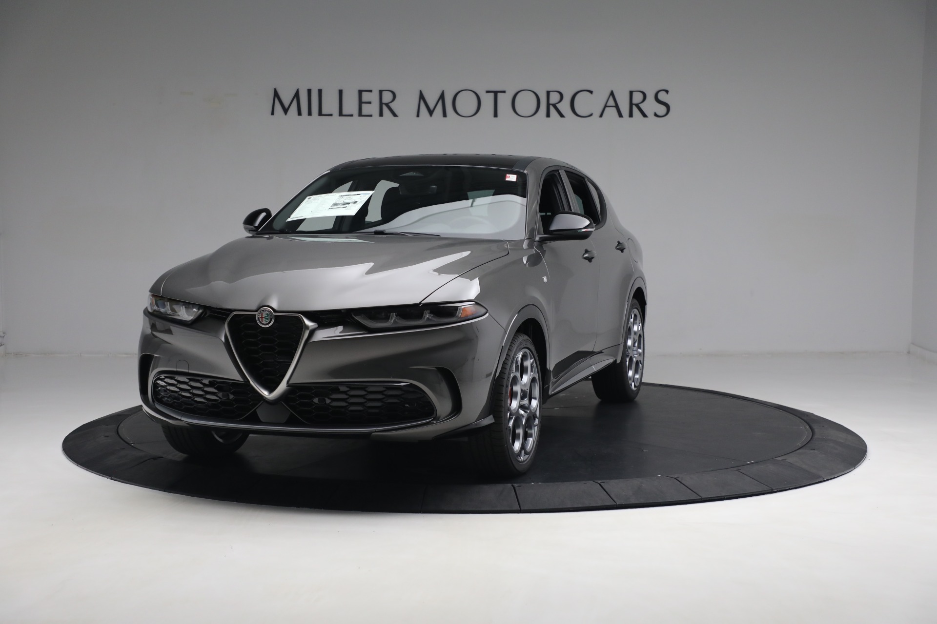 New 2024 Alfa Romeo Tonale Ti for sale $54,450 at Pagani of Greenwich in Greenwich CT 06830 1