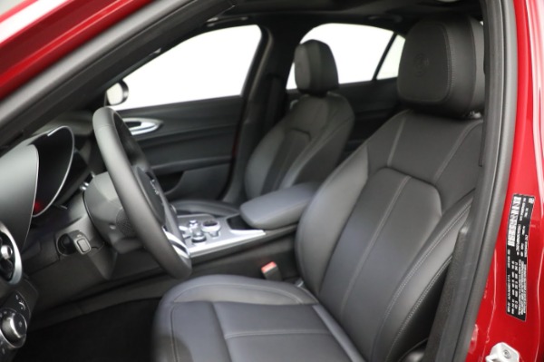 New 2024 Alfa Romeo Giulia Ti for sale $51,115 at Pagani of Greenwich in Greenwich CT 06830 16