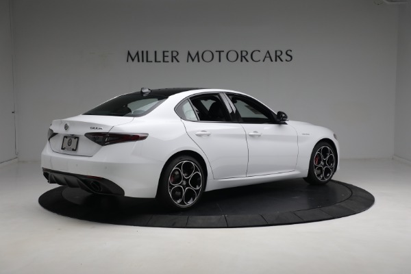 New 2024 Alfa Romeo Giulia Veloce for sale $53,940 at Pagani of Greenwich in Greenwich CT 06830 8