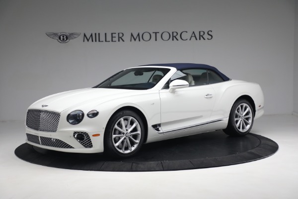 Used 2021 Bentley Continental GTC V8 for sale Call for price at Pagani of Greenwich in Greenwich CT 06830 16