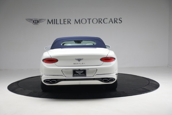Used 2021 Bentley Continental GTC V8 for sale Call for price at Pagani of Greenwich in Greenwich CT 06830 20