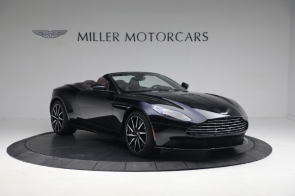 Used 2020 Aston Martin DB11 Volante for sale $148,900 at Pagani of Greenwich in Greenwich CT 06830 10
