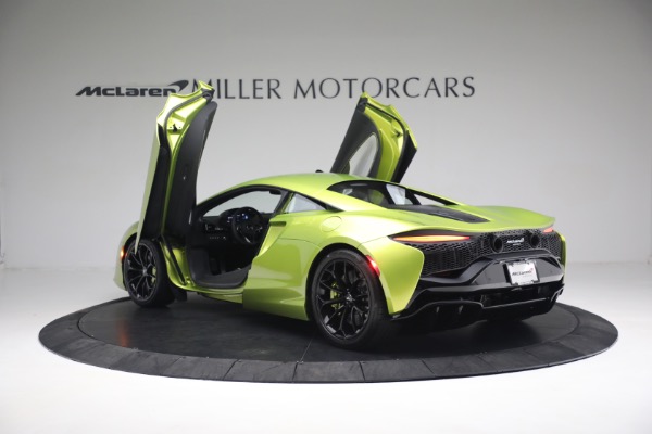 New 2023 McLaren Artura Vision for sale $277,875 at Pagani of Greenwich in Greenwich CT 06830 15