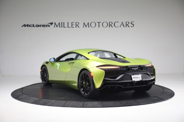 New 2023 McLaren Artura Vision for sale $277,875 at Pagani of Greenwich in Greenwich CT 06830 5